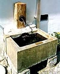 Röhrwasserportion im Beyerhof