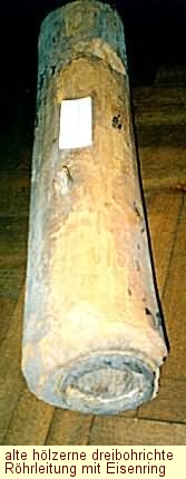 hölzerne Rohrleitung